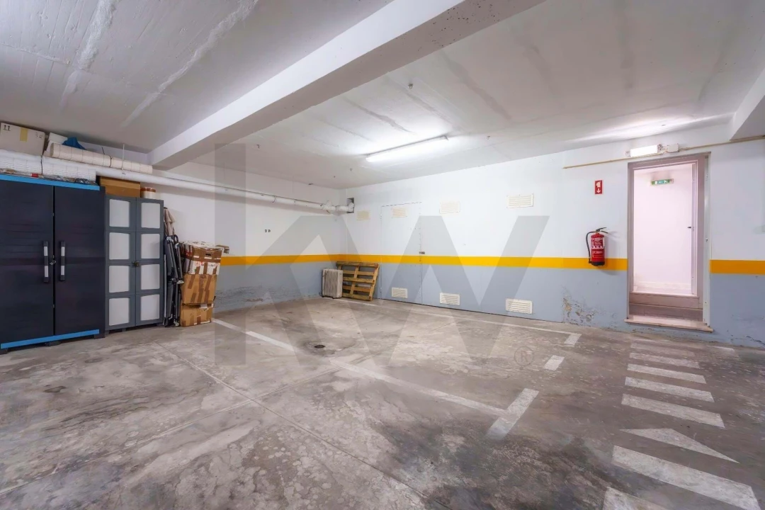 Apartamento T3 para Venda em Olhão Foto 18
