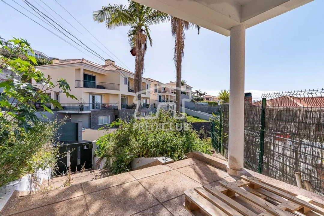 Moradia T3 para Venda em Funchal (Santa Maria Maior) Foto 33