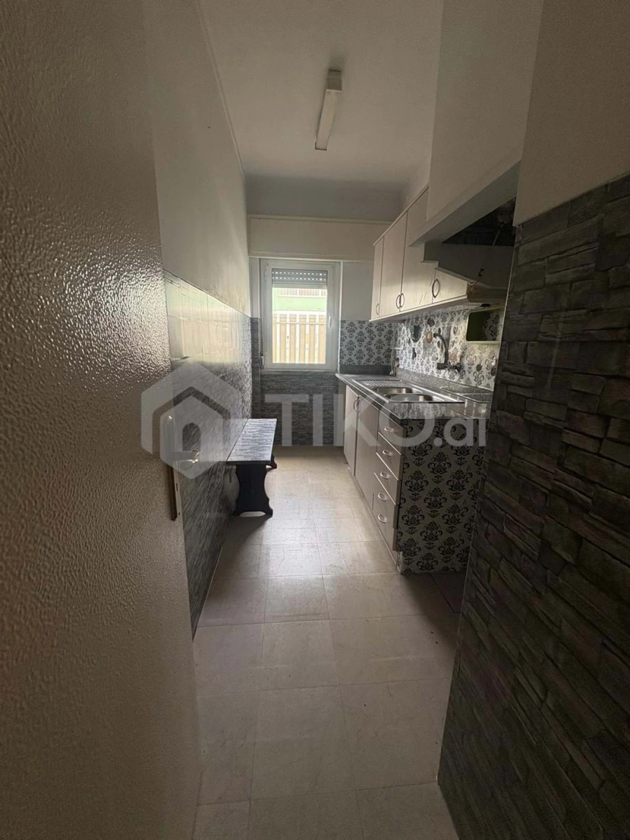 Apartamento T1 para Venda em Algés, Linda-A-Velha e Cruz Quebrada-Dafundo Foto 2