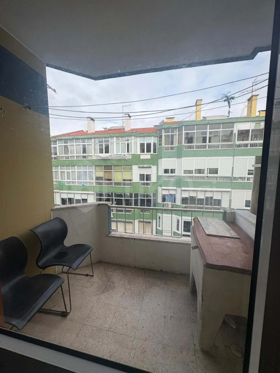 Apartamento T1 para Venda em Algés, Linda-A-Velha e Cruz Quebrada-Dafundo Foto 7