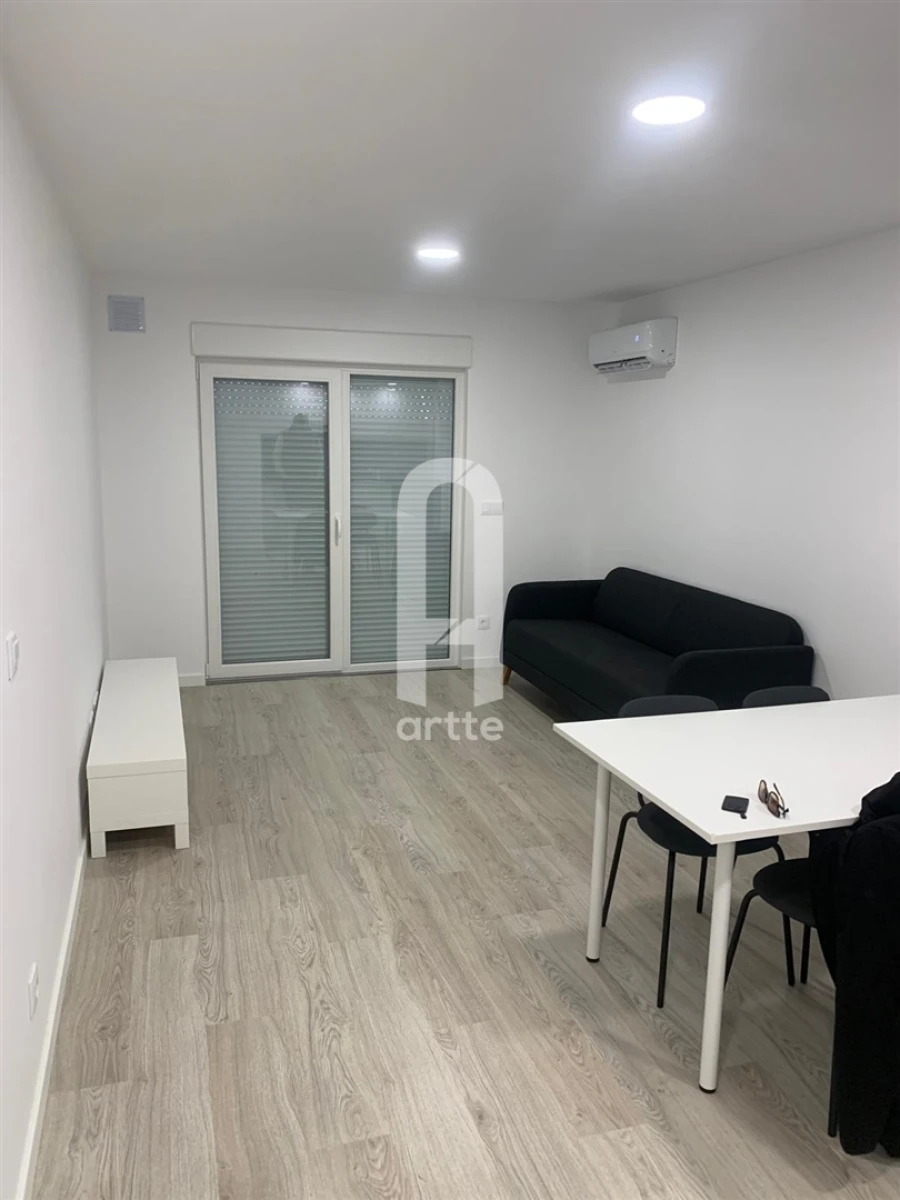 Apartamento T2 para Venda em Aradas Foto 9