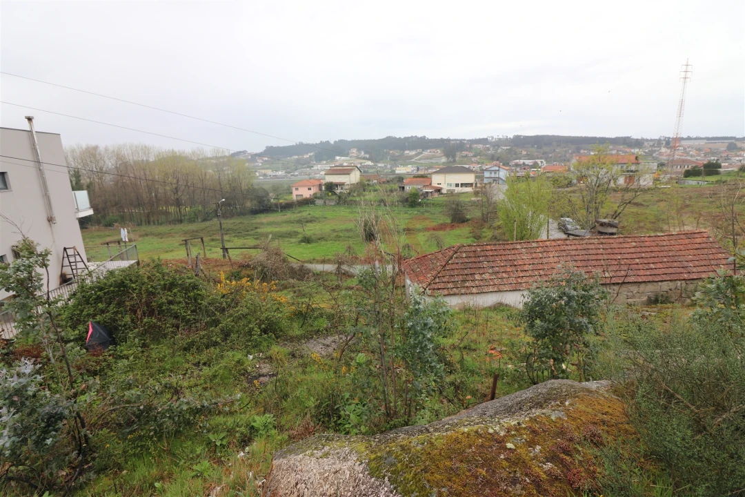 Moradia T4 para Venda em Croca Foto 8