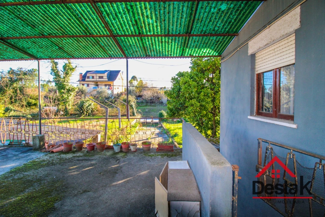 Moradia T4 para Venda em Campo Foto 13