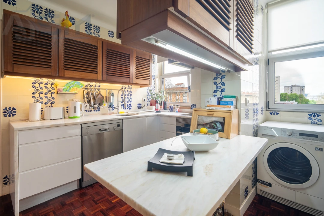 Apartamento T5 para Venda em Olivais Foto 22