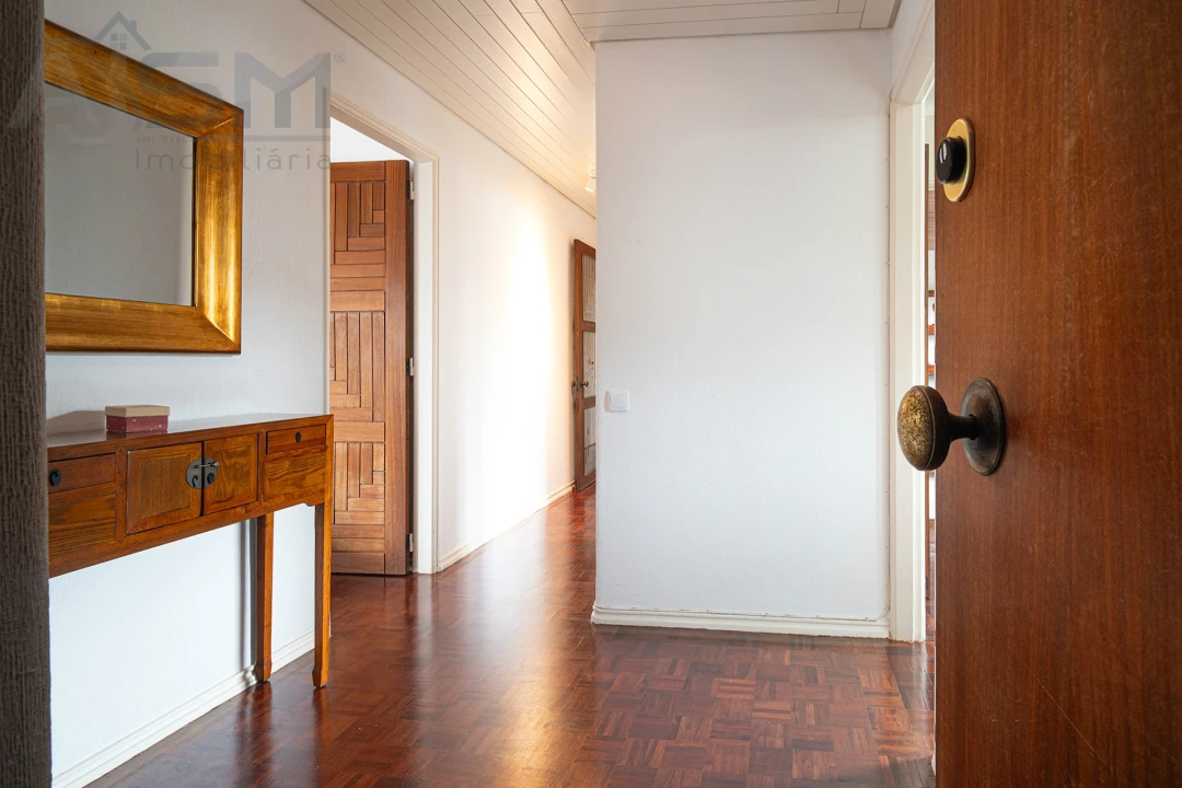 Apartamento T5 para Venda em Olivais Foto 5