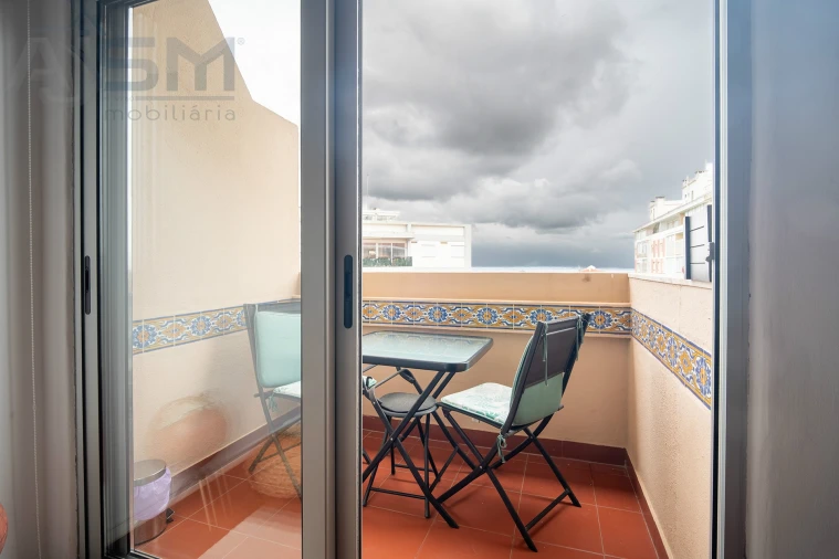 Apartamento T5 para Venda em Olivais Foto 7