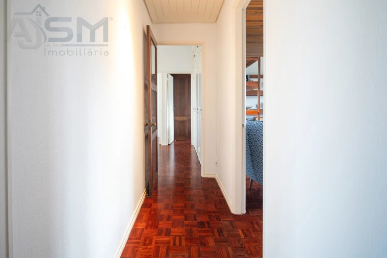 Apartamento T5 para Venda em Olivais Foto 9