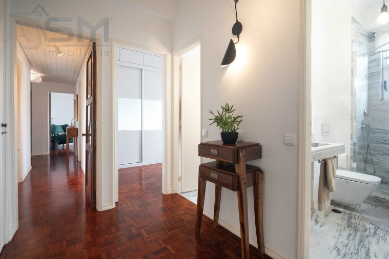 Apartamento T5 para Venda em Olivais Foto 10