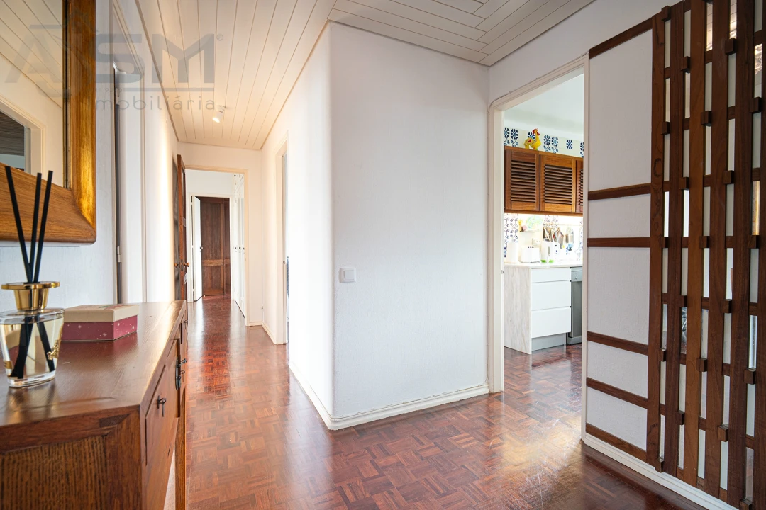 Apartamento T5 para Venda em Olivais Foto 4