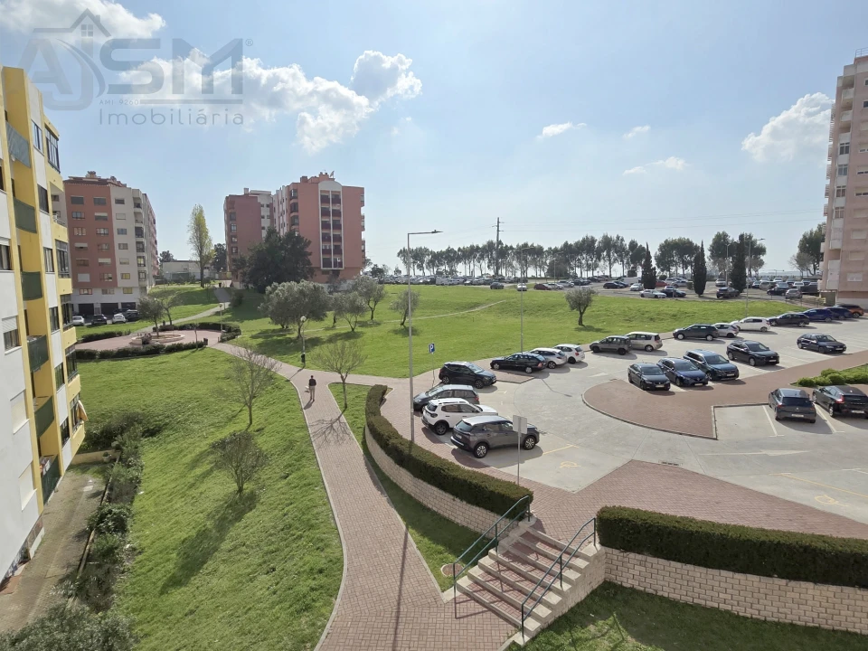 Apartamento T3 para Venda em Cacém e São Marcos Foto 10