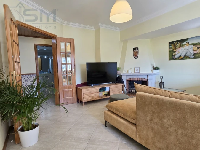 Apartamento T3 para Venda em Cacém e São Marcos Foto 5