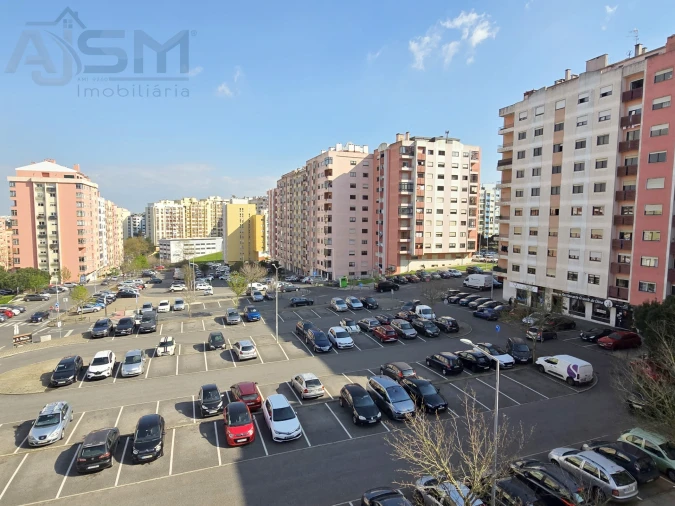 Apartamento T3 para Venda em Cacém e São Marcos Foto 21