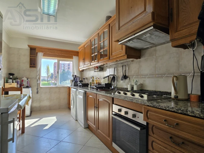 Apartamento T3 para Venda em Cacém e São Marcos Foto 8