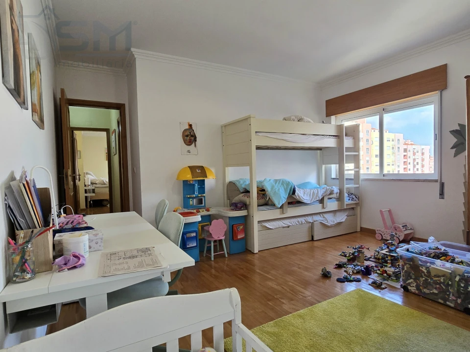 Apartamento T3 para Venda em Cacém e São Marcos Foto 22