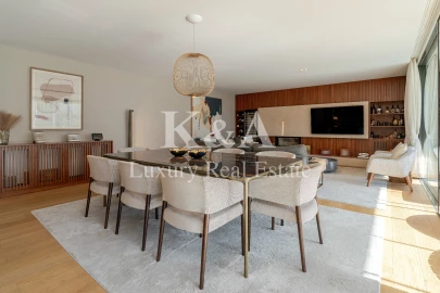 Apartamento T4 para Venda em Aldoar, Foz do Douro e Nevogilde