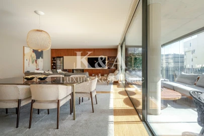 Apartamento T4 para Venda em Aldoar, Foz do Douro e Nevogilde