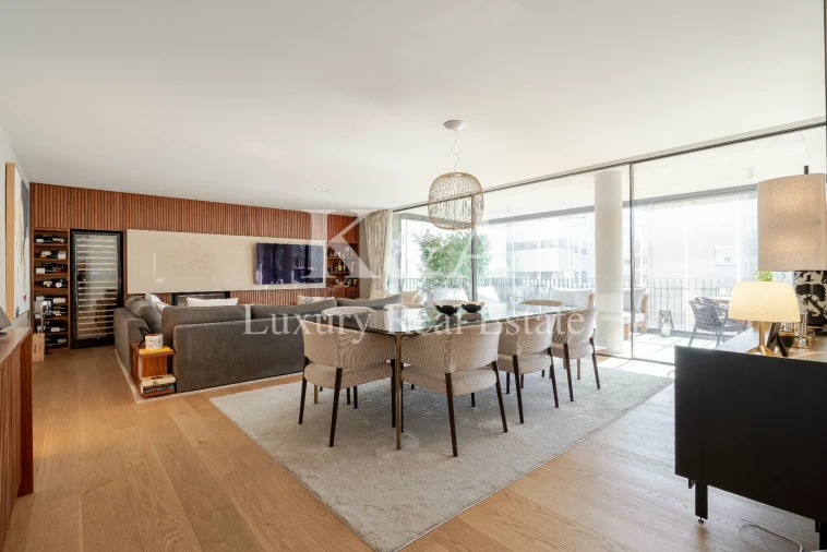 Apartamento T4 para Venda em Aldoar, Foz do Douro e Nevogilde Foto 5