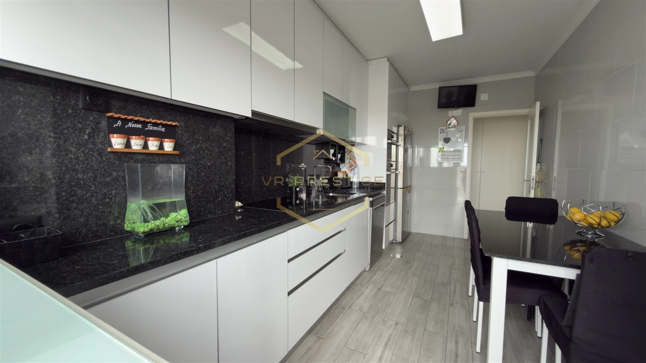 Apartamento T3 para Venda em Vila do Conde Foto 2