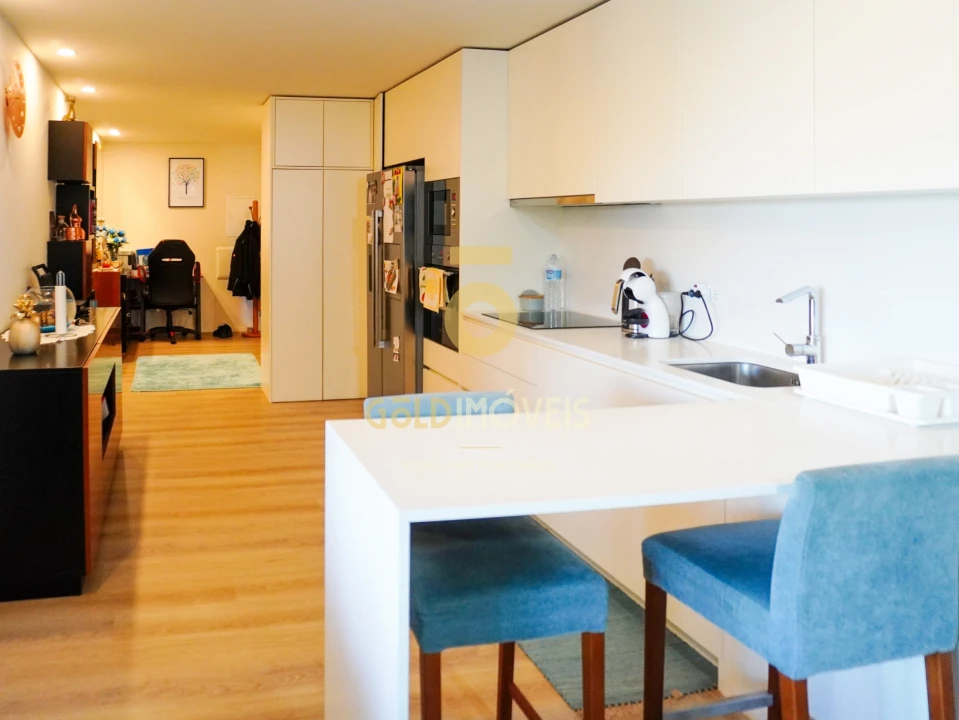 Apartamento T3 para Venda em Sobrado e Bairros Foto 7