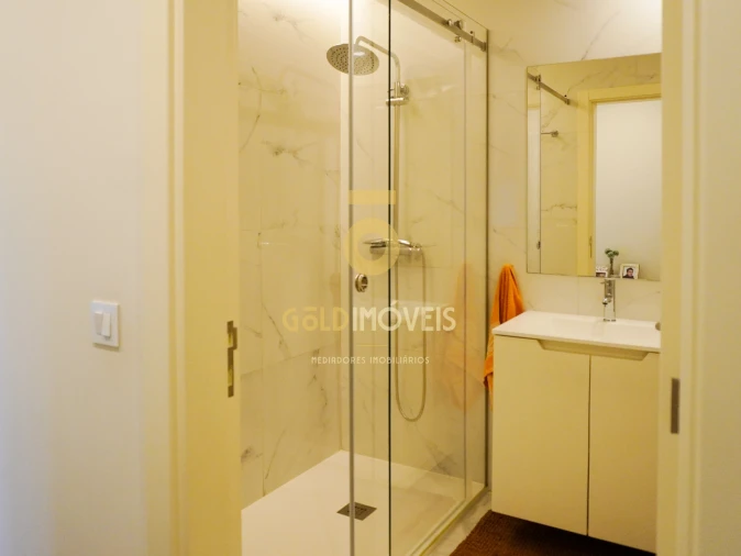 Apartamento T3 para Venda em Sobrado e Bairros Foto 14