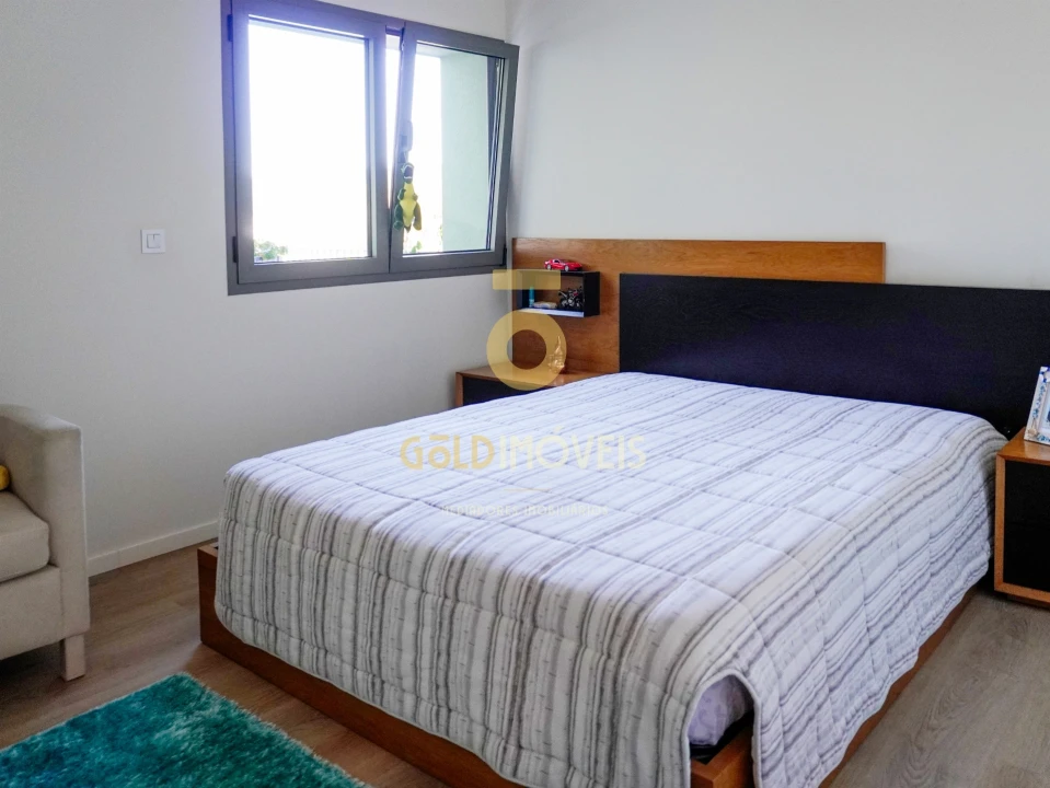 Apartamento T3 para Venda em Sobrado e Bairros Foto 15