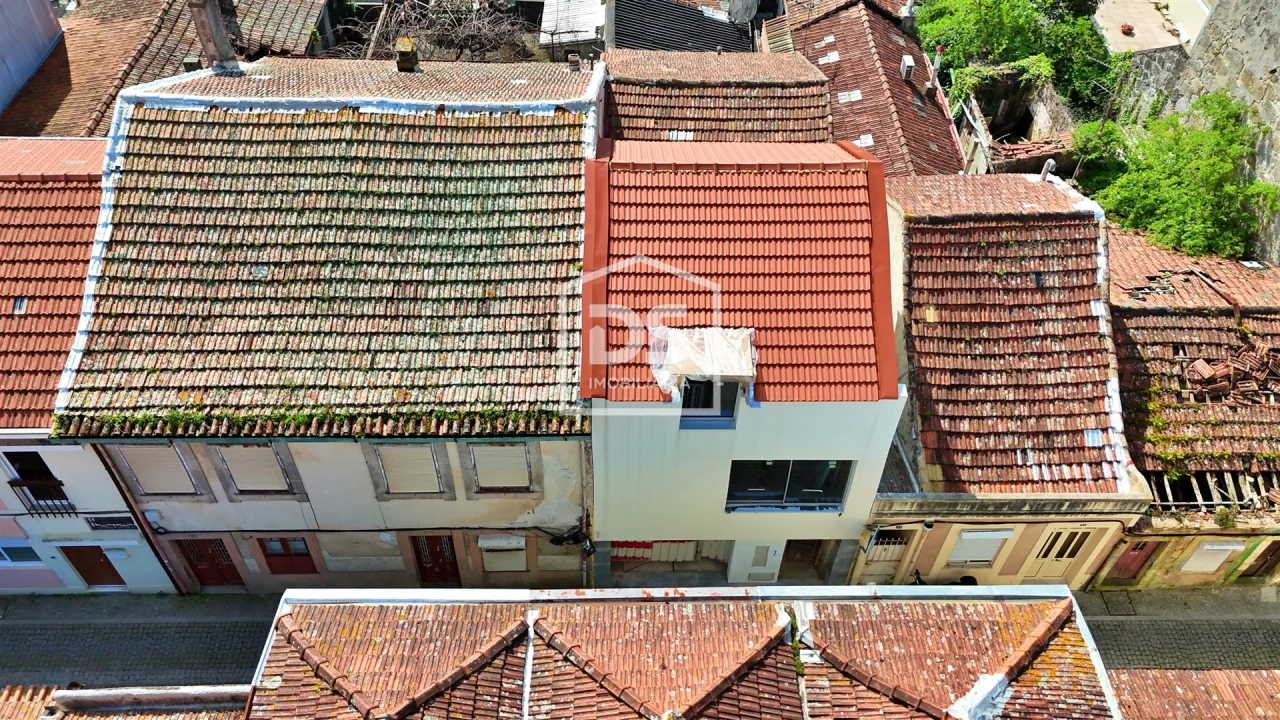 Moradia T2 para Venda em Cedofeita, Santo Ildefonso, Sé, Miragaia, São Nicolau e Vitória Foto 2