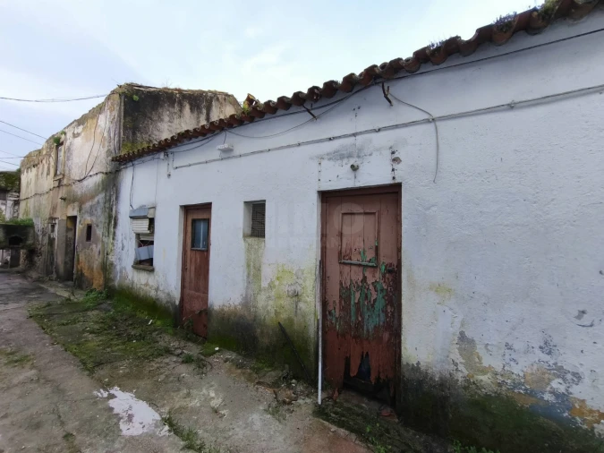 Moradia T6 para Venda em Eiras e São Paulo de Frades Foto 12