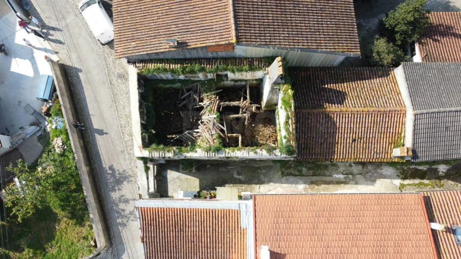 Moradia T6 para Venda em Eiras e São Paulo de Frades Foto 3