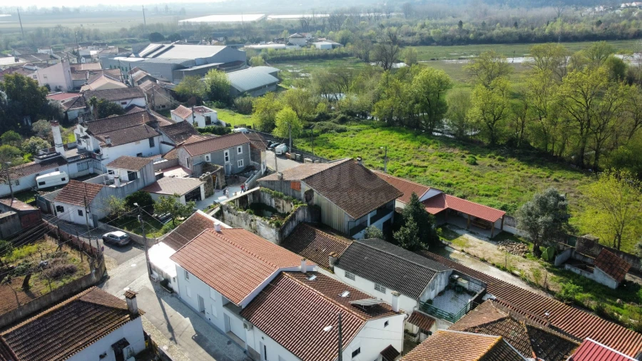 Moradia T6 para Venda em Eiras e São Paulo de Frades Foto 10
