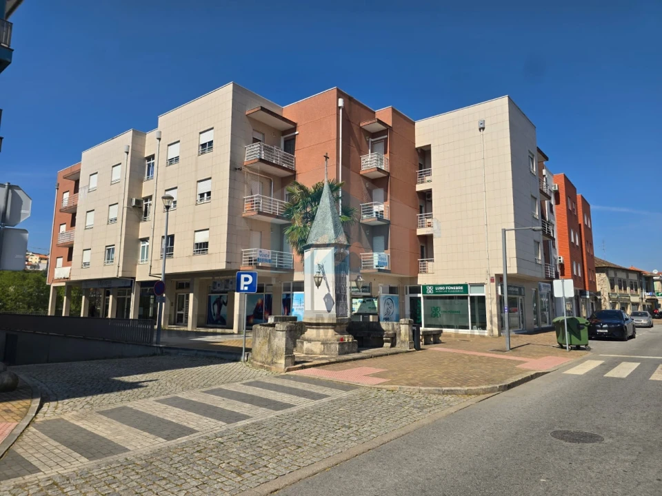 Apartamento T3 para Venda em Mirandela Foto 1