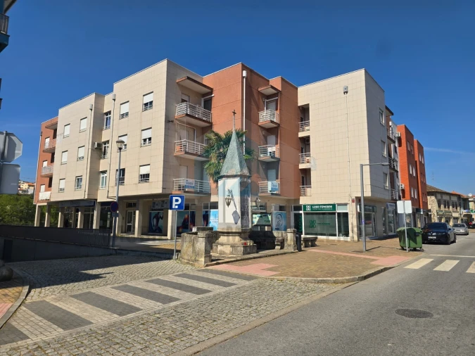 Apartamento T3 para Venda em Mirandela Foto 1