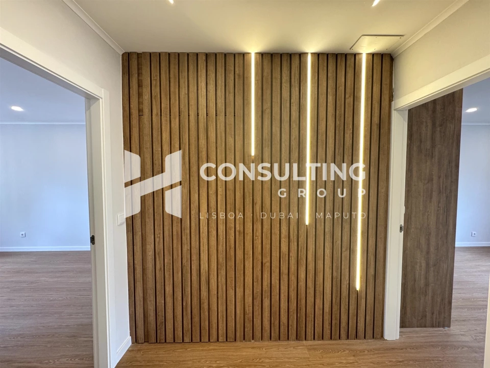 Apartamento T2 para Venda em Carregado e Cadafais Foto 2