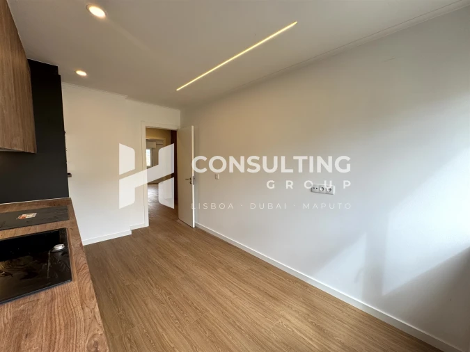 Apartamento T2 para Venda em Carregado e Cadafais Foto 15