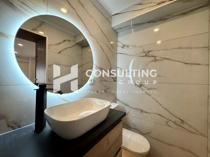 Apartamento T2 para Venda em Carregado e Cadafais Foto 35