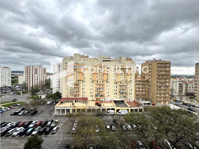 Apartamento T2 para Venda em Carregado e Cadafais Foto 49