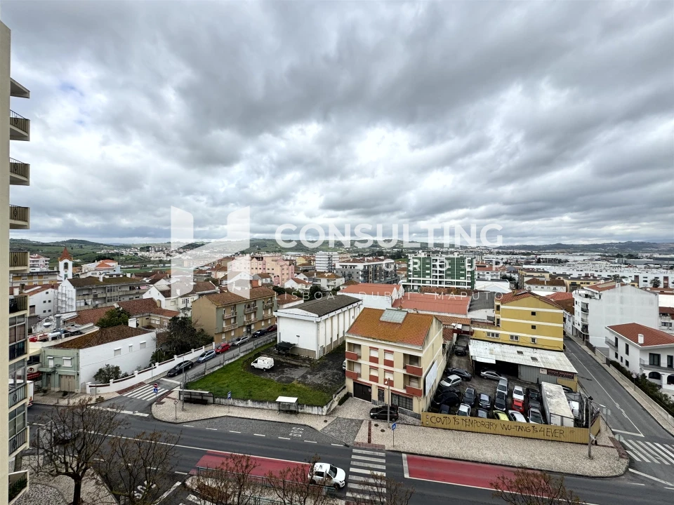 Apartamento T2 para Venda em Carregado e Cadafais Foto 48