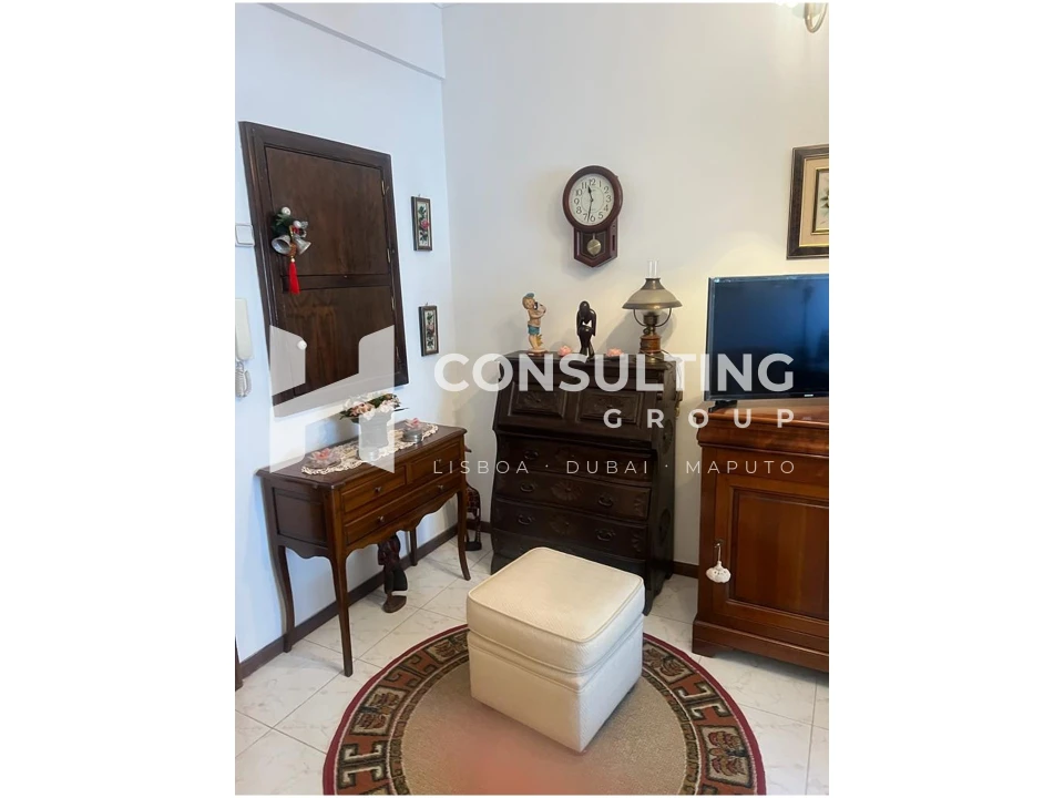 Apartamento T1 para Venda em Venteira Foto 4