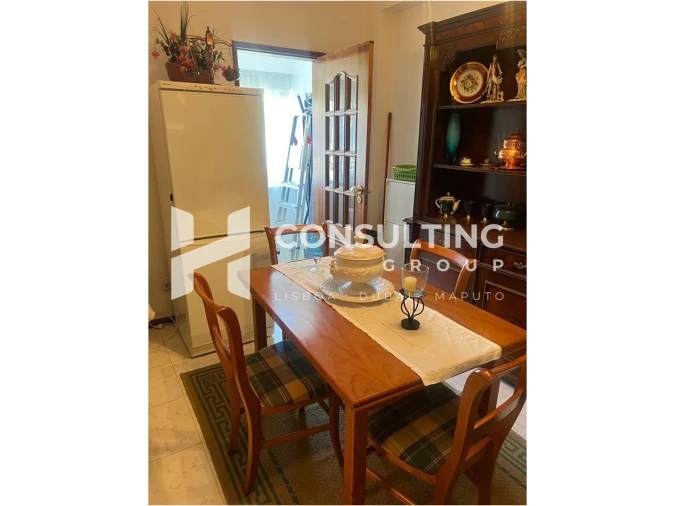 Apartamento T1 para Venda em Venteira Foto 5