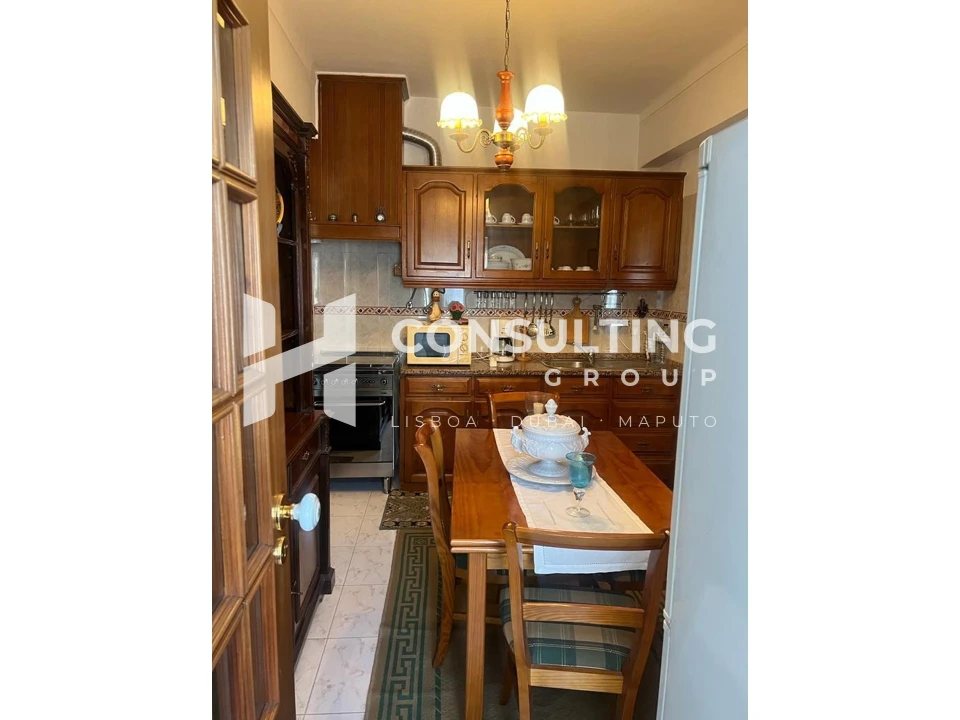 Apartamento T1 para Venda em Venteira Foto 2