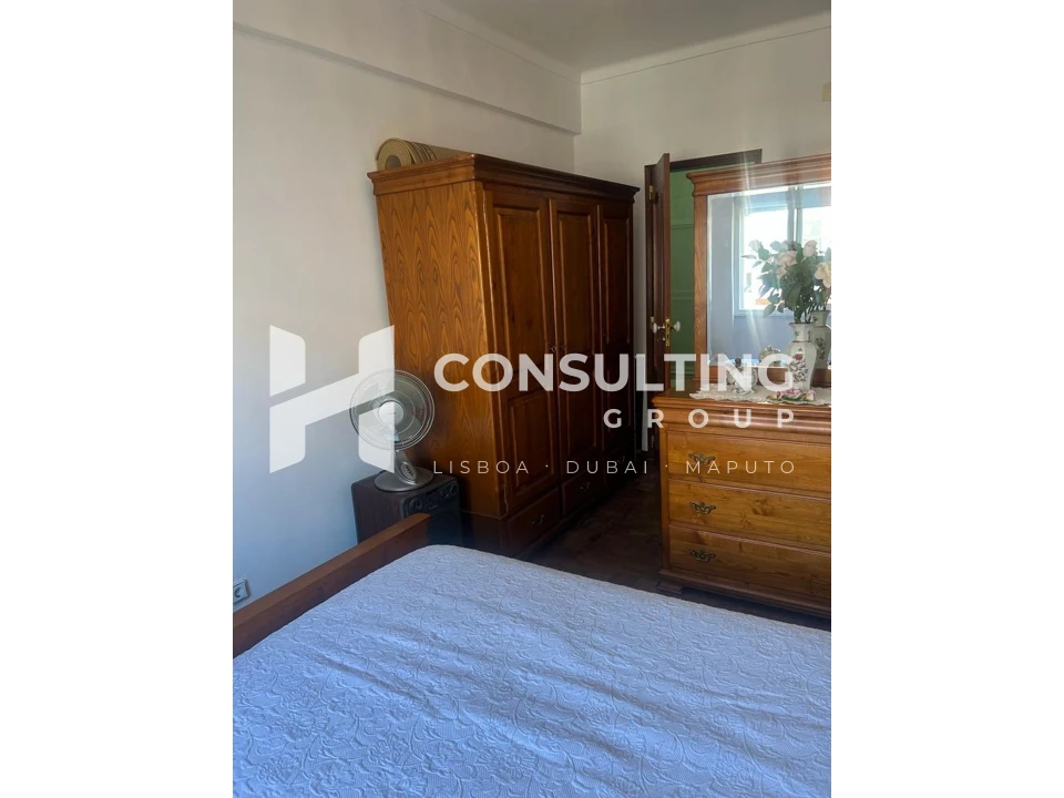 Apartamento T1 para Venda em Venteira Foto 7