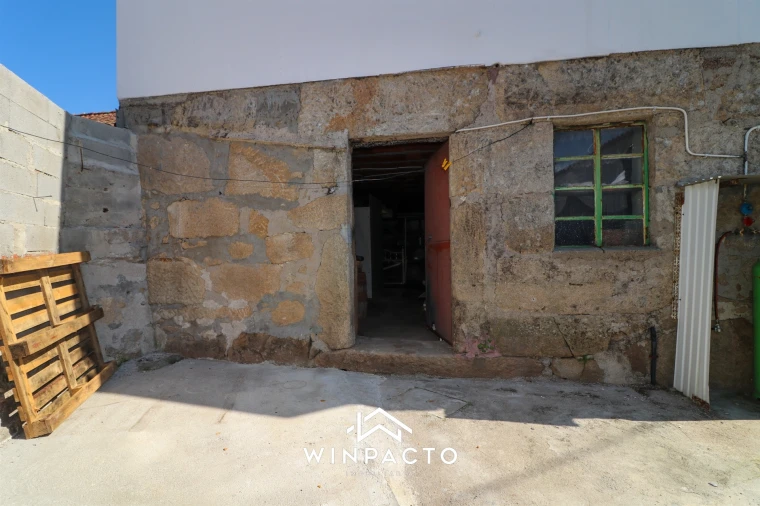 Moradia T2 para Venda em Espinho Foto 38