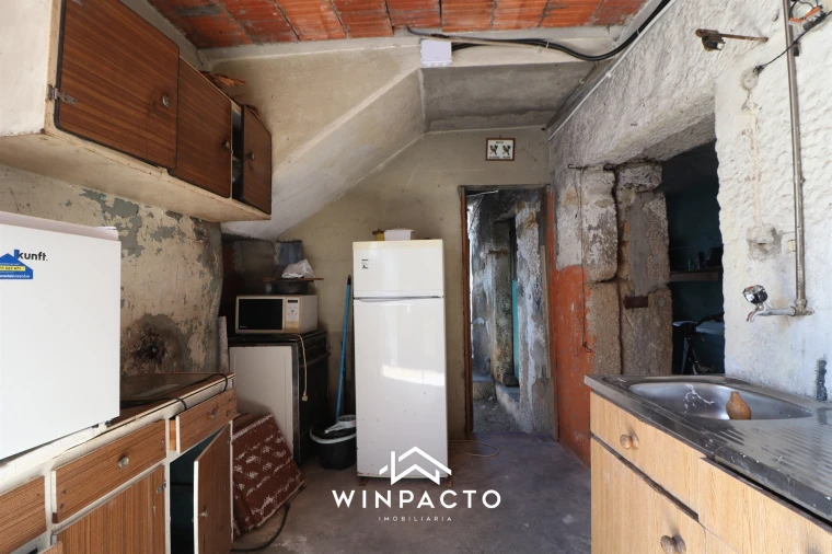 Moradia T2 para Venda em Espinho Foto 28