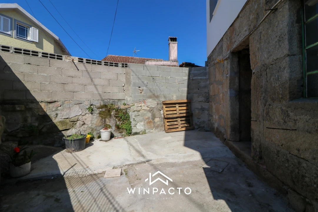 Moradia T2 para Venda em Espinho Foto 36