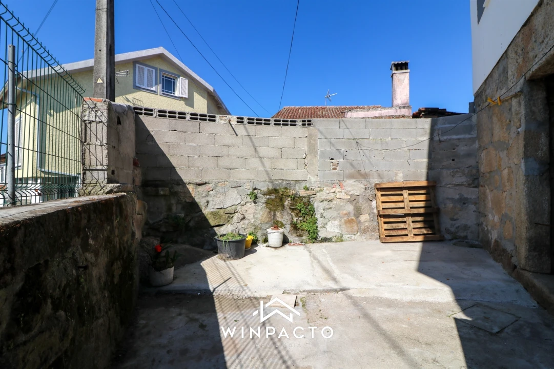 Moradia T2 para Venda em Espinho Foto 37