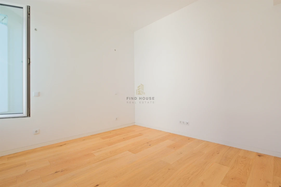 Moradia T4 para Venda em São Domingos de Rana Foto 31