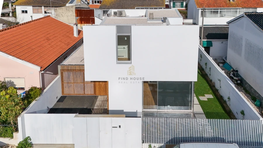 Moradia T4 para Venda em São Domingos de Rana Foto 2