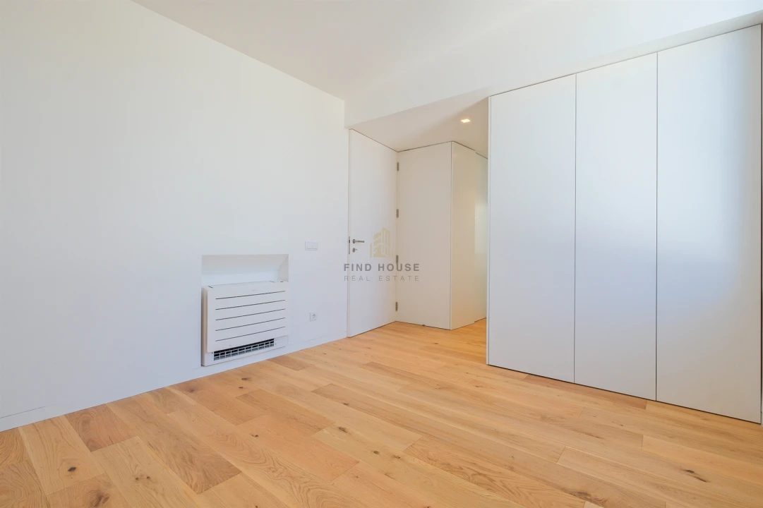 Moradia T4 para Venda em São Domingos de Rana Foto 23