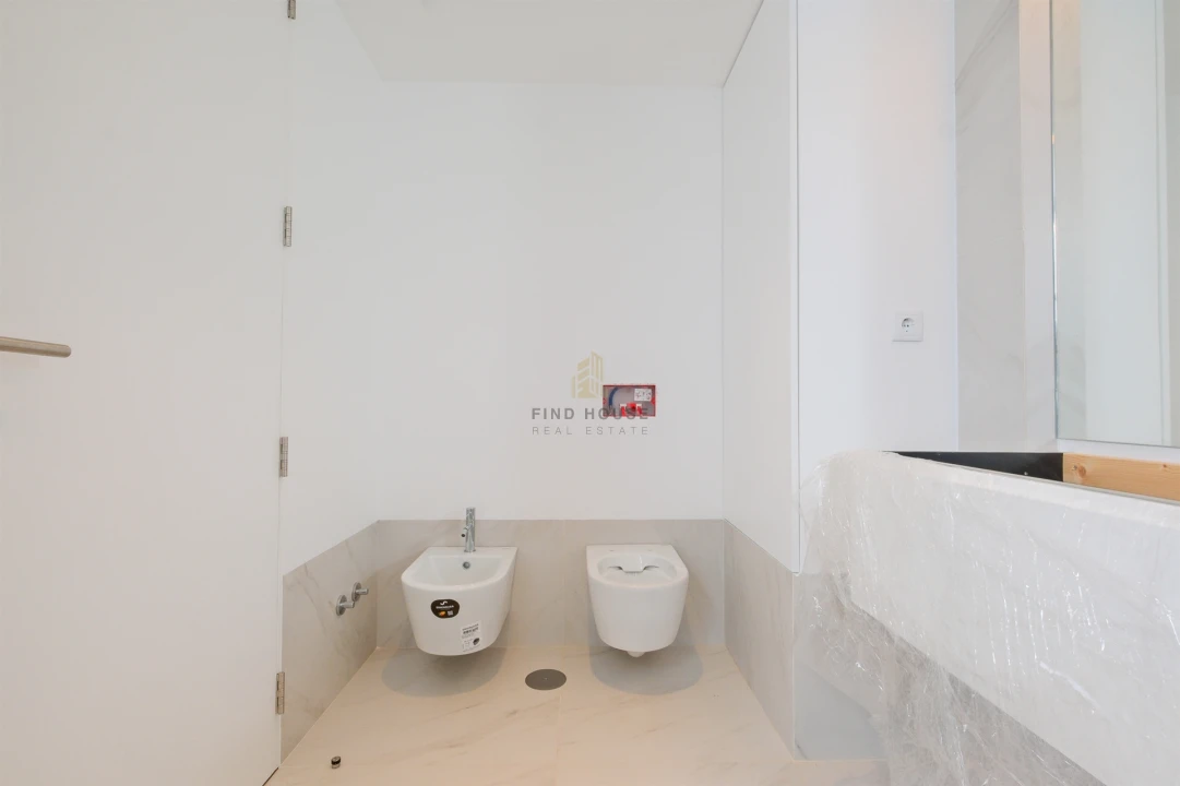 Moradia T4 para Venda em São Domingos de Rana Foto 25