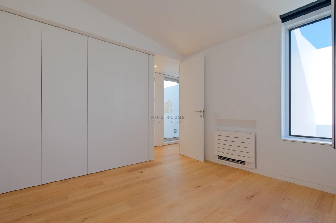 Moradia T4 para Venda em São Domingos de Rana Foto 32