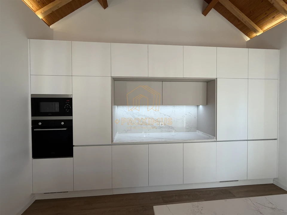 Moradia T3 para Venda em Sanguinheira Foto 5